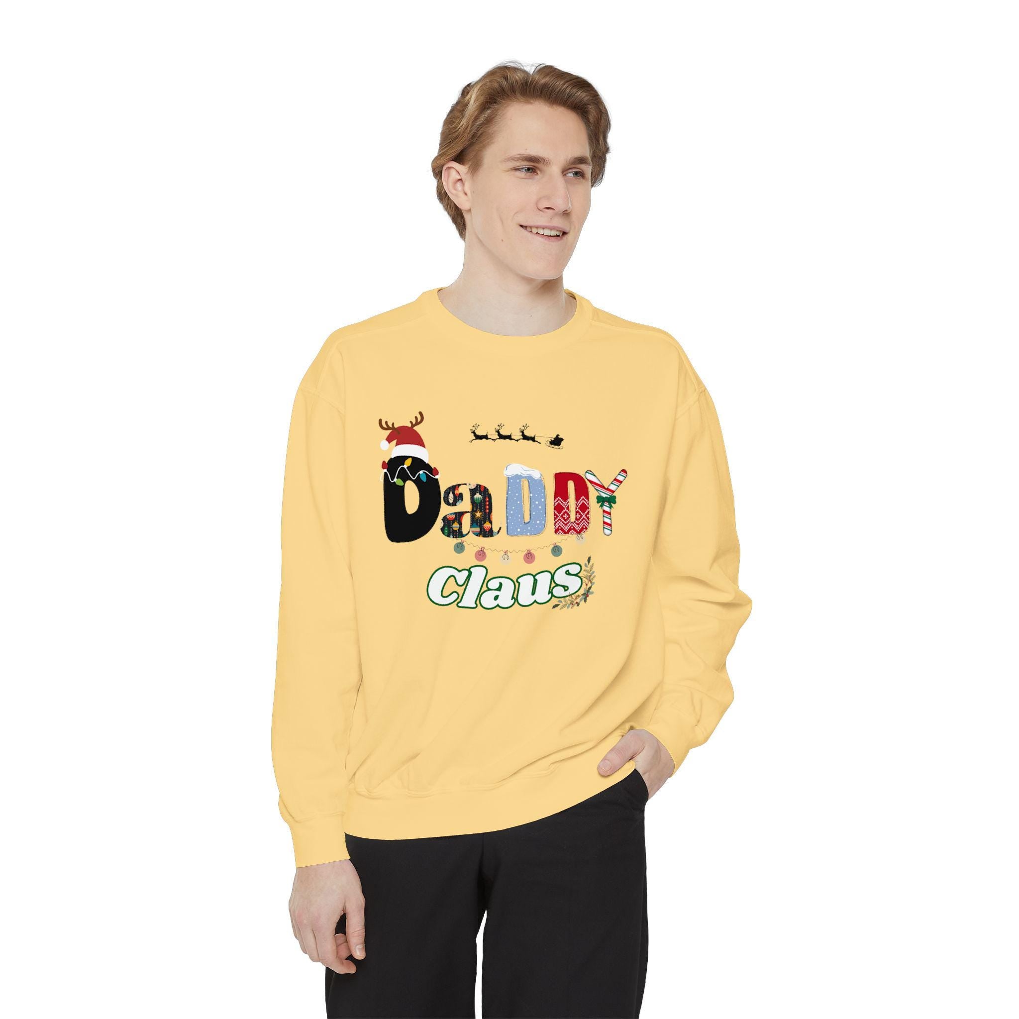 Daddy Claus Sweatshirt, Fun Holiday Apparel, Christmas Gift, Cozy Winter Wear, Family Celebration, Unisex Pullover Jumper