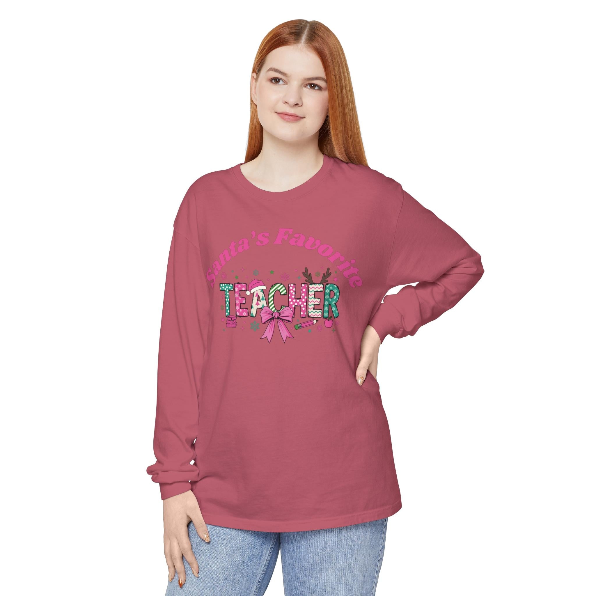 Santa&#39;s Favorite Teacher Long Sleeve T-Shirt, Christmas Gift, Unisex Holiday Apparel, Teacher Appreciation, Festive Fashion,Comfort Colors