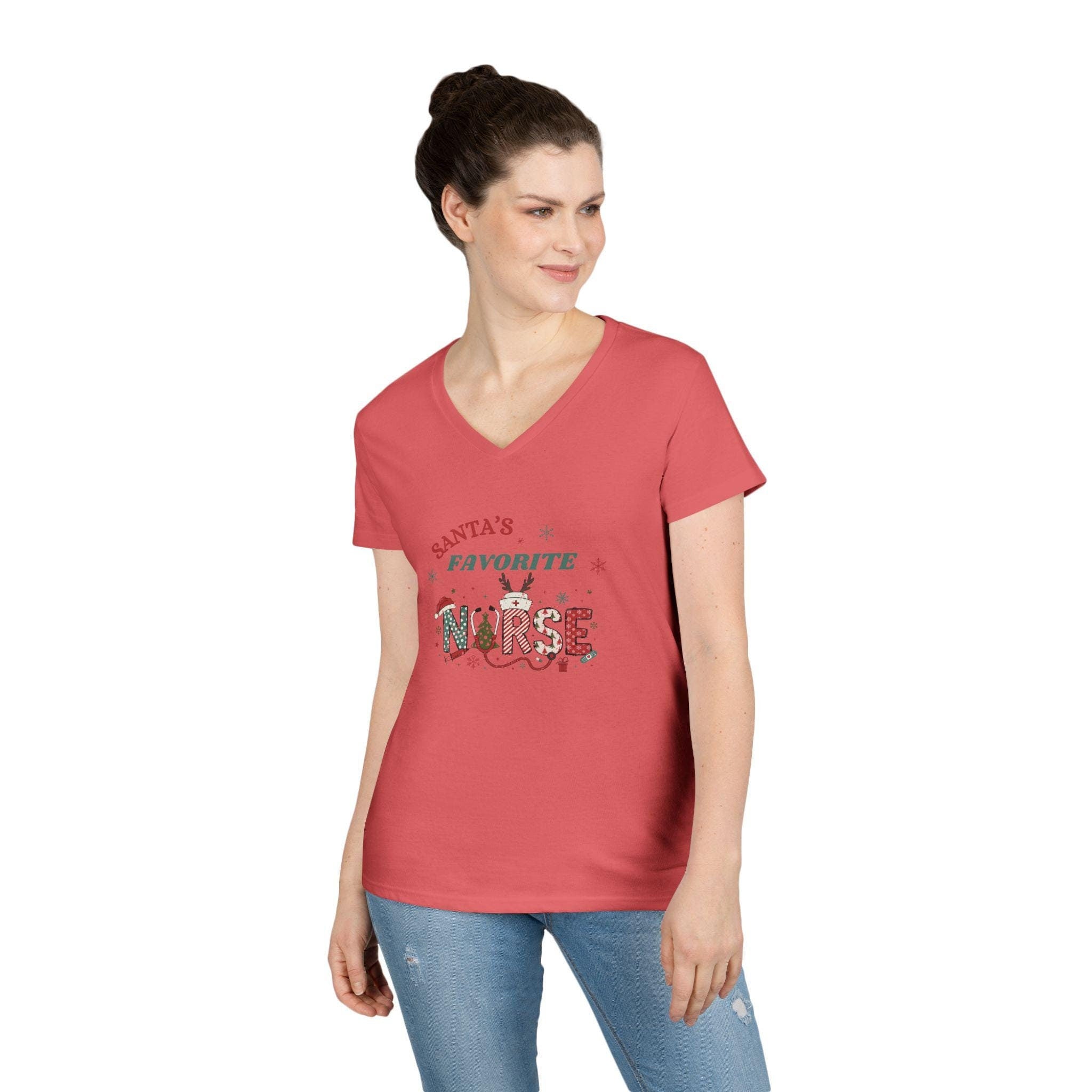 Santa&#39;s Favorite Nurse Shirt - Christmas Nurse Gift - Cute Holiday Tee - Nurse Gift Shirt - Funny Nurse Life Apparel - Santa Nurse Tee