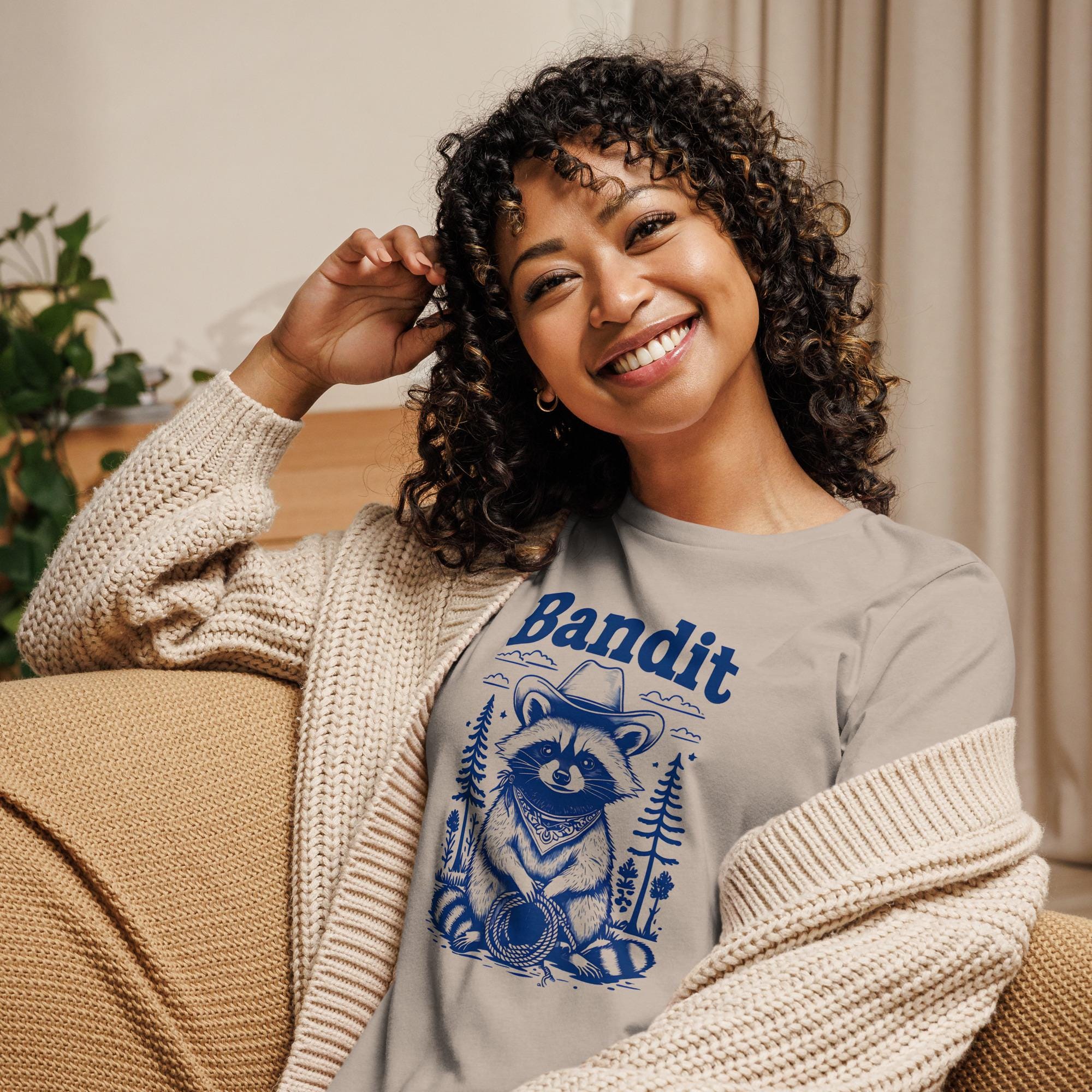 Funny Raccoon Shirt - Street Cat Tee - Robber Animal Shirts - Bandit Raccoon Tee Gifts