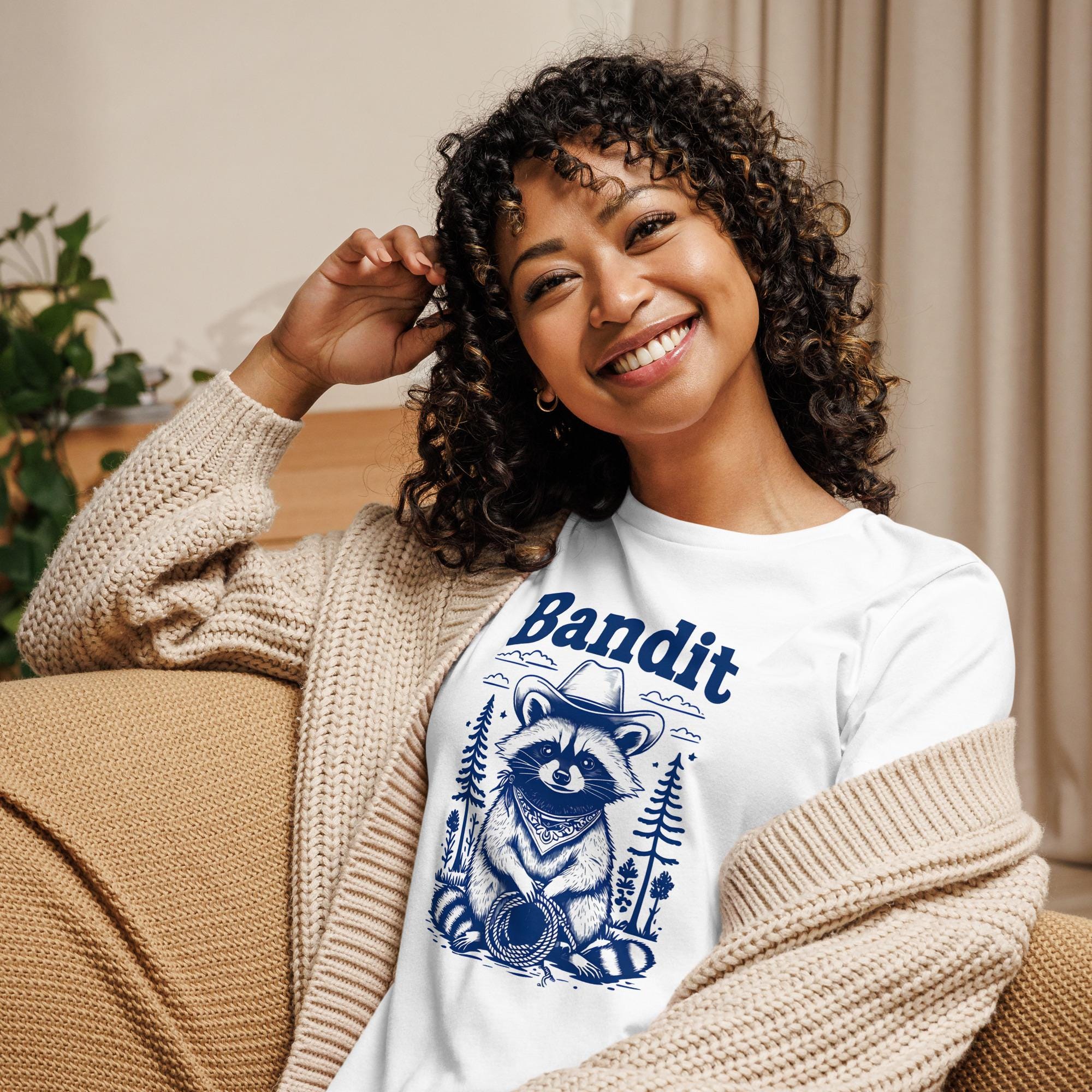 Funny Raccoon Shirt - Street Cat Tee - Robber Animal Shirts - Bandit Raccoon Tee Gifts