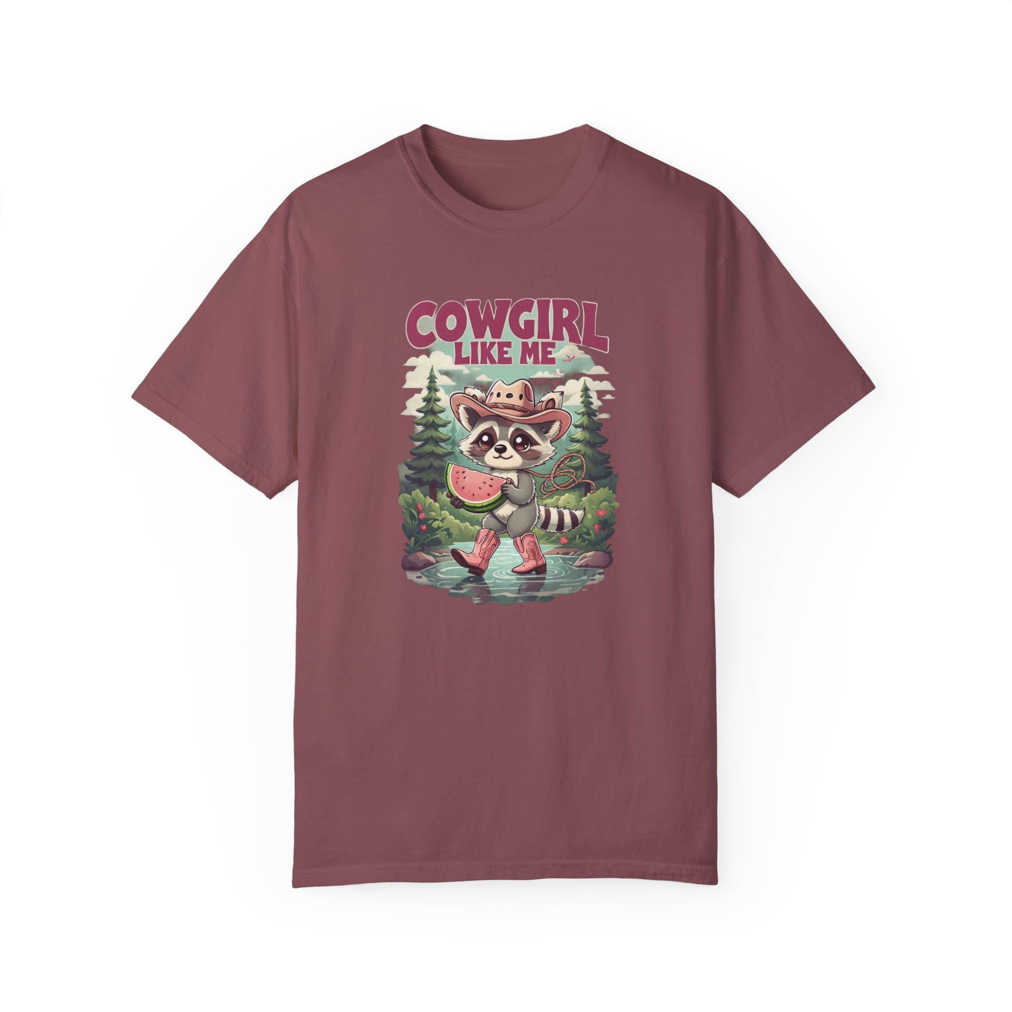 Cowgirl Like Me - Vintage Cowgirl T-Shirt - Retro Racoon Graphic Tee - Western Cowgirl