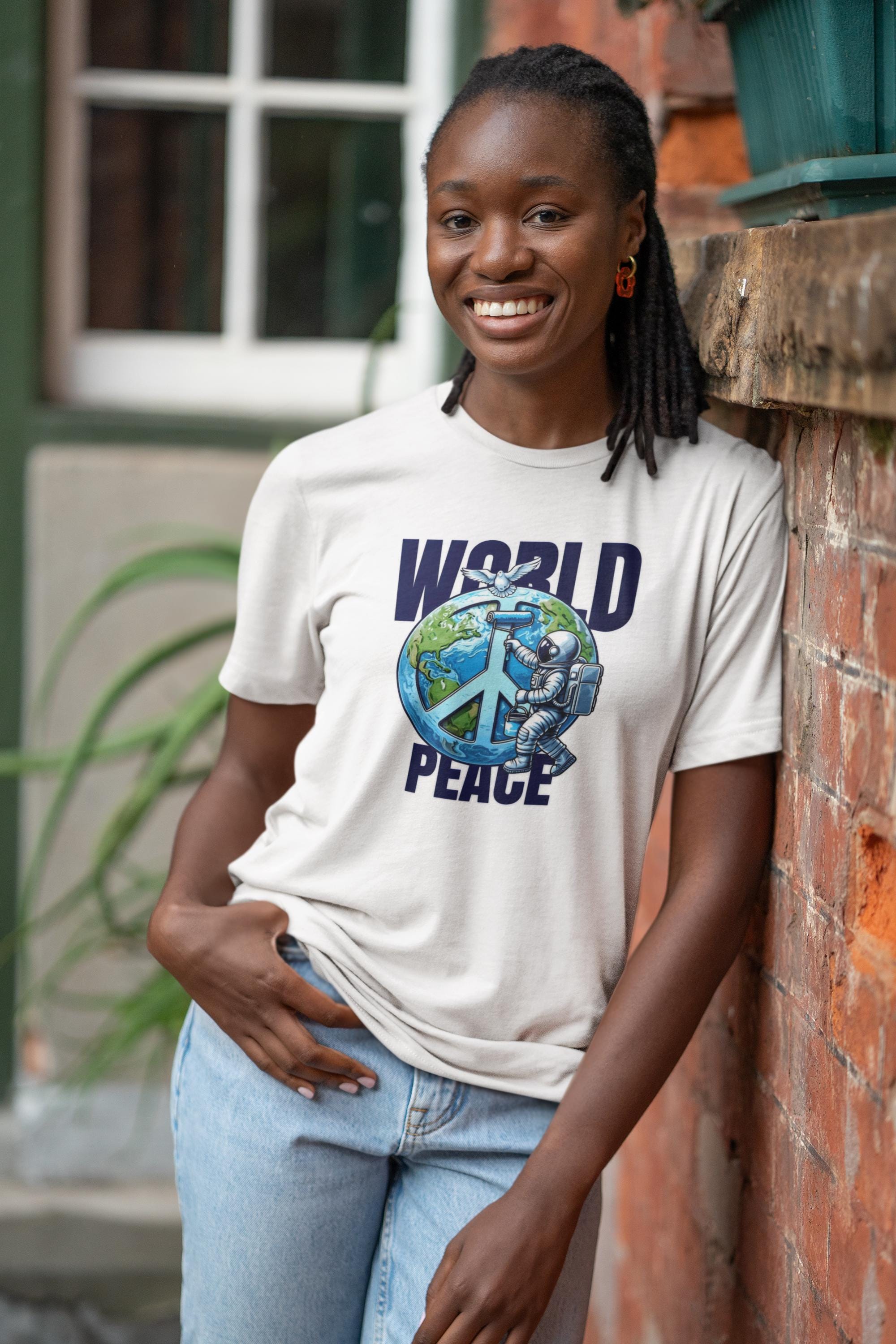Vintage Worldpeace Shirt - Soft Cotton - Ideal for Casual Wear - Spread Love and Peace