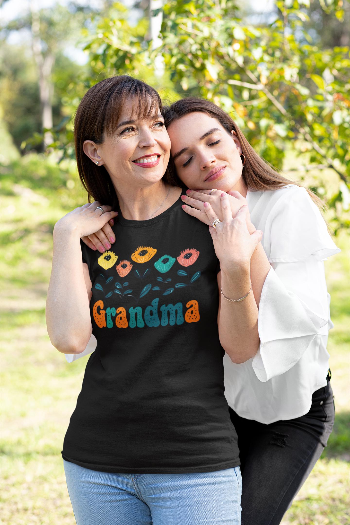 Grandma Floral T-shirt, Gift for Grandma, Mother&#39;s Day Shirt, Casual Tee, Unisex Floral T-shirt, Grandma Gift Idea