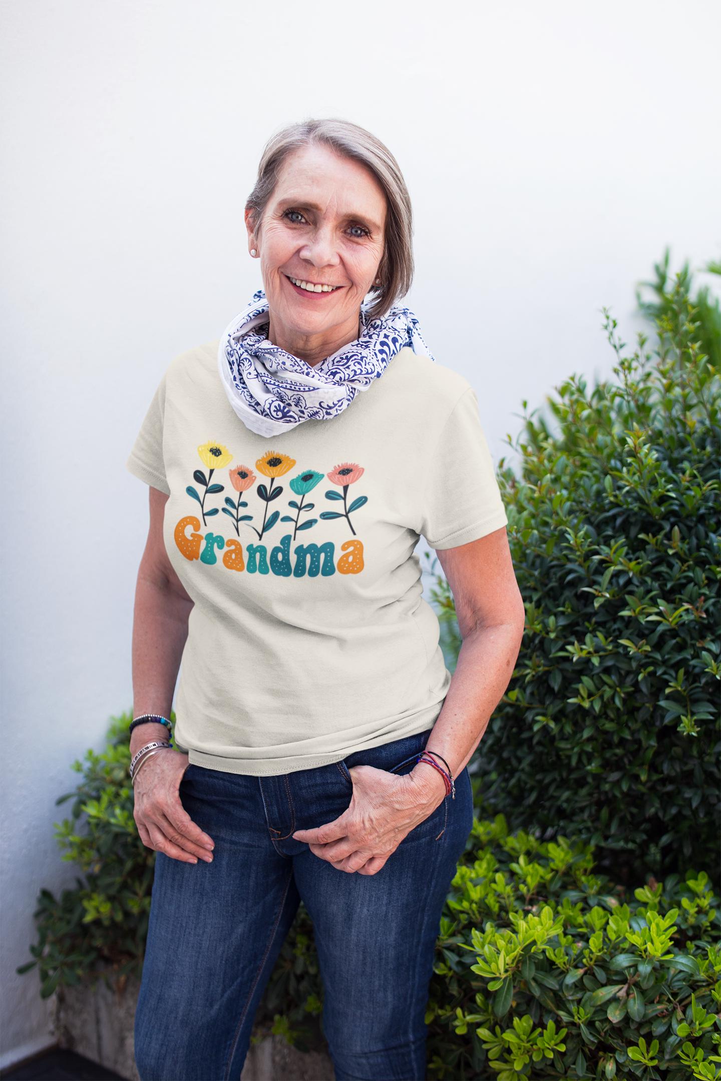 Grandma Floral T-shirt, Gift for Grandma, Mother&#39;s Day Shirt, Casual Tee, Unisex Floral T-shirt, Grandma Gift Idea