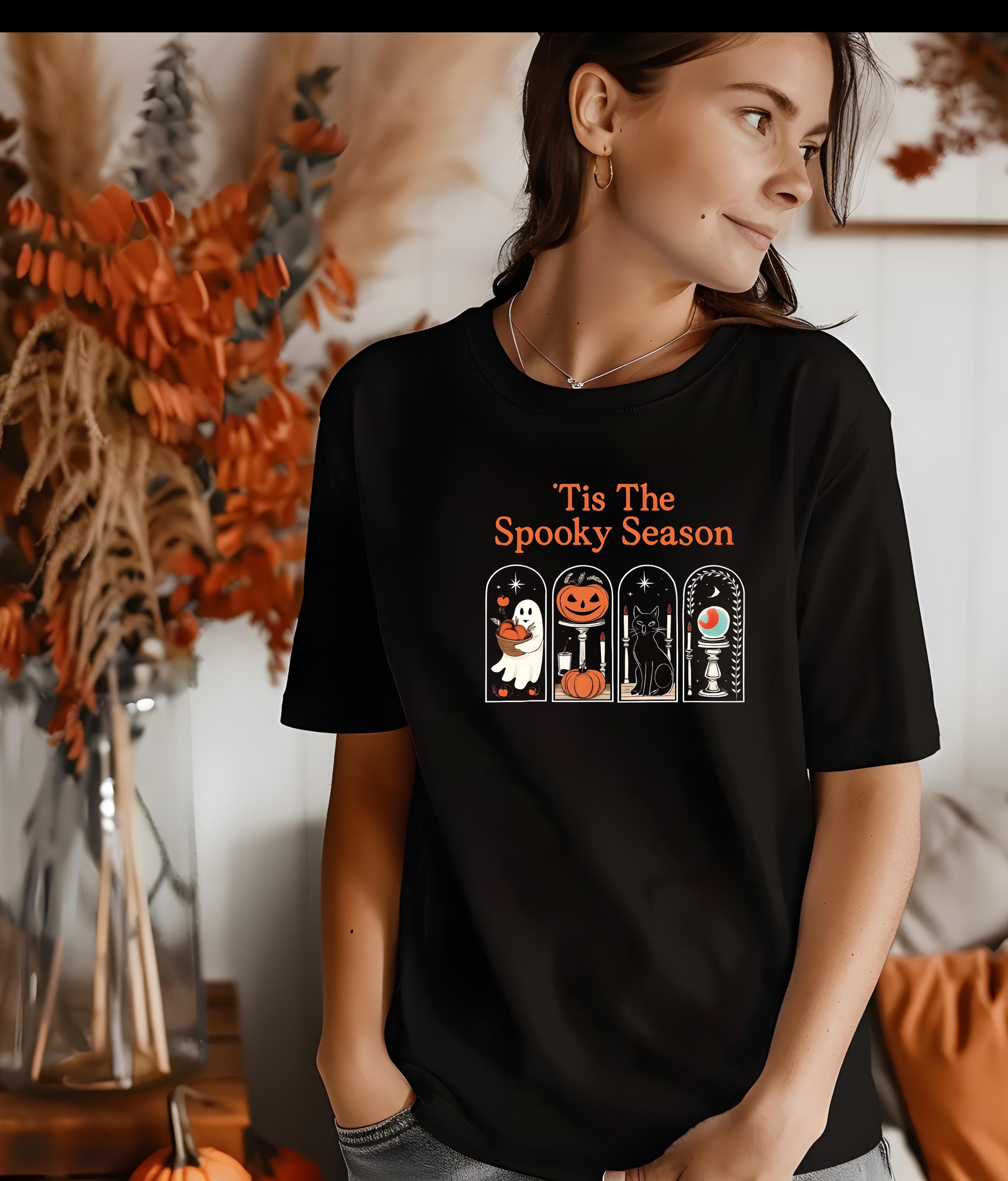 Halloween Tis the Spooky Season T-shirt, Halloween Pumpkin Tee, Fall Vibes Shirt, Cute Autumn Gift for Women
