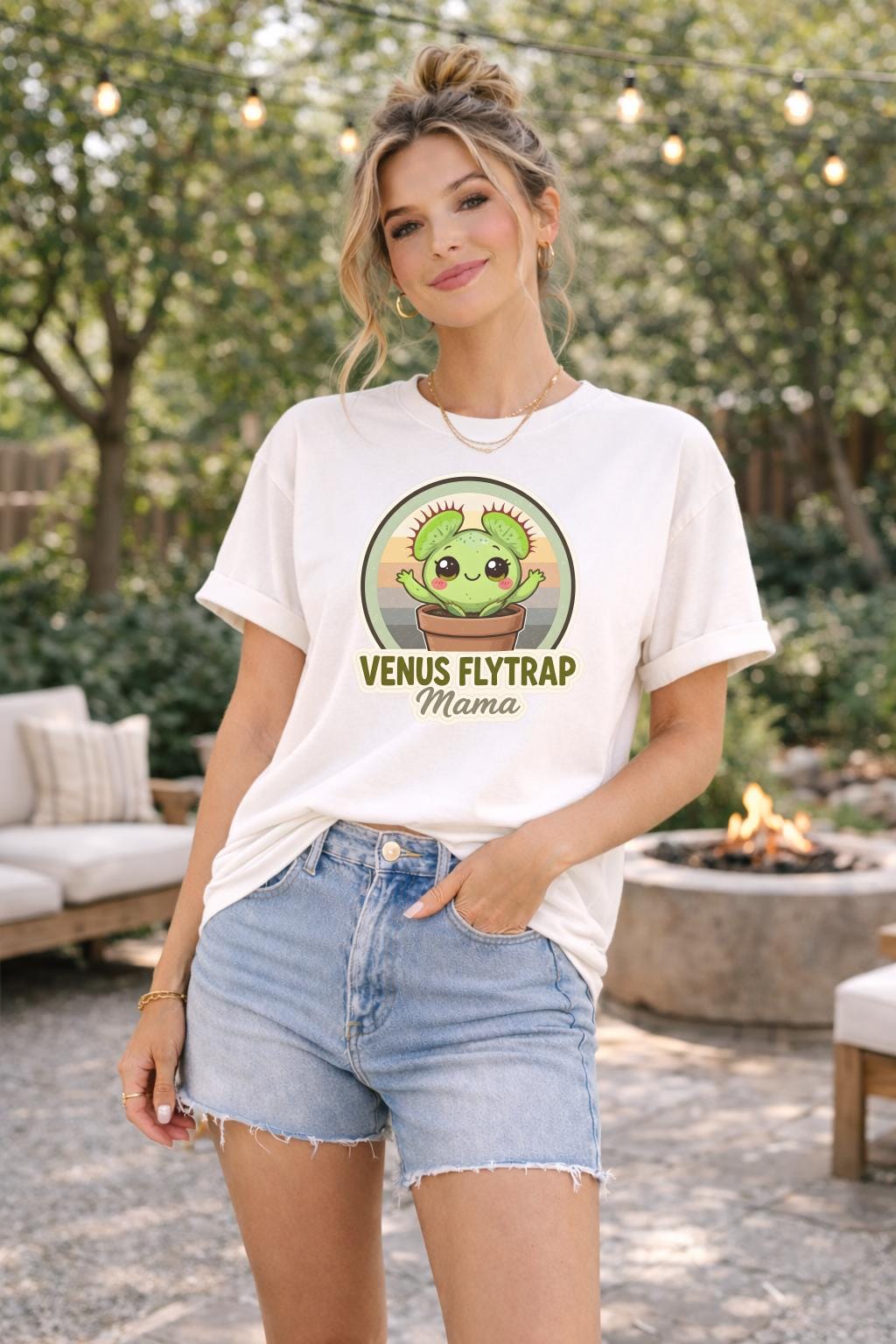 Venus Flytrap Mama Shirt | Cute Plant Mom Tee | Funny Botanical Gift | Carnivorous Plant Lover Shirt | Gardener Gift for Her