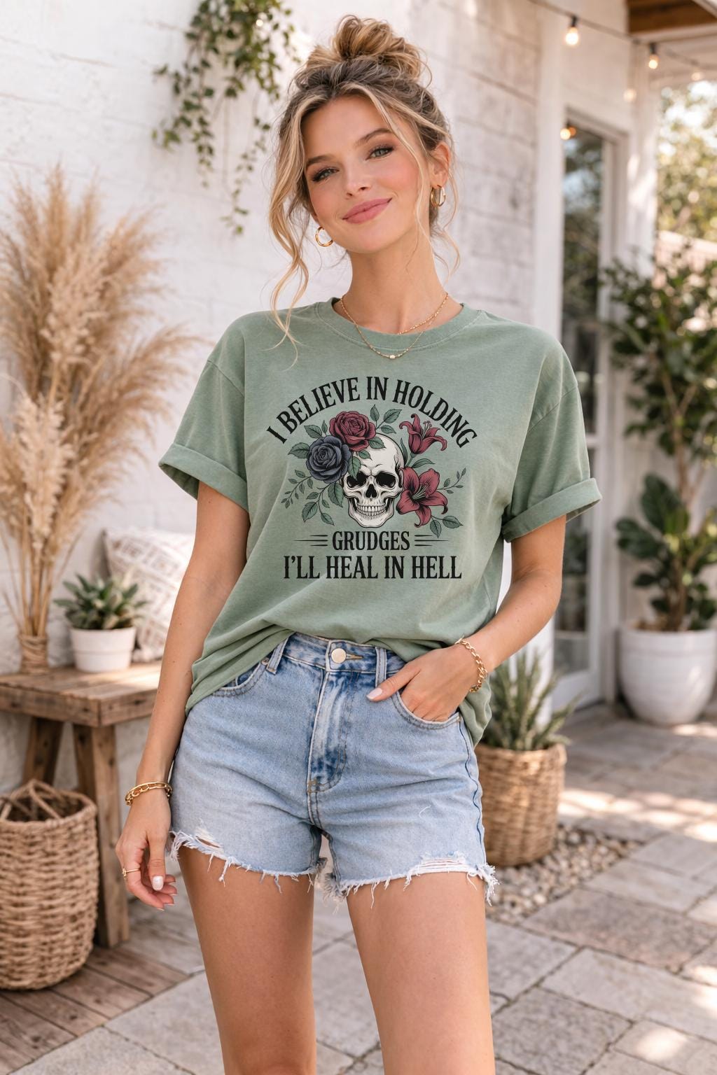 I Believe in Holding Grudges Shirt, Gothic Skull Floral Tee, Dark Humor T Shirt, Sarcastic Goth Aesthetic Top, Grunge Graphic Tee