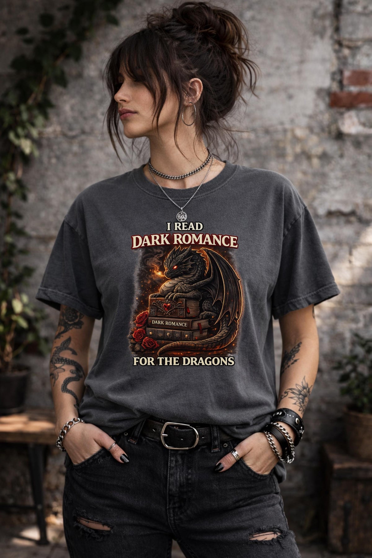 I Read Dark Romance For The Dragons Shirt, Dark Romance Reader Tee, Dragon Reader Shirt, Booktok Reader Tee, Fantasy Romance Shirt